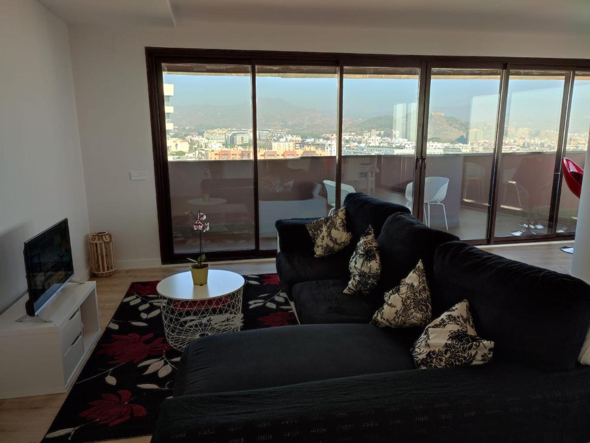 Apartamentum Espectacular Apartamento Con Increibles Vistas Apartment Malaga Luaran gambar