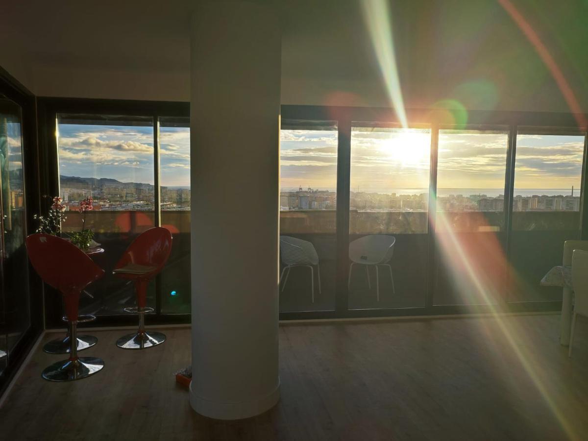 Apartamentum Espectacular Apartamento Con Increibles Vistas Apartment Malaga Luaran gambar